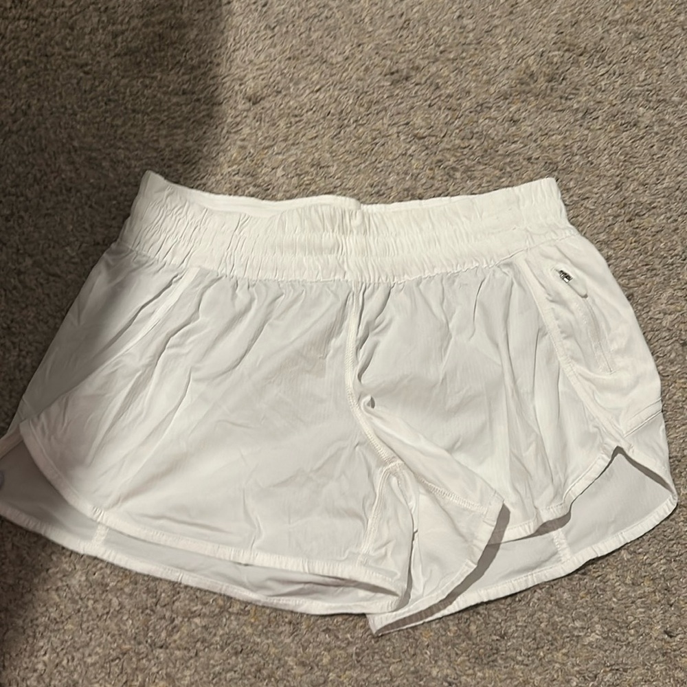 Lululemon Tracker Short 5 in White